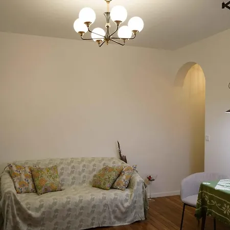 Appartamento Pleasant In The Heart Of 4 People Max